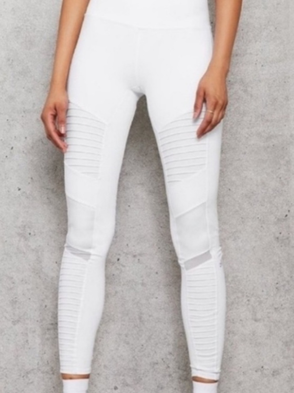 ALO Yoga Moto Leggings XXS - Picture 1 of 7